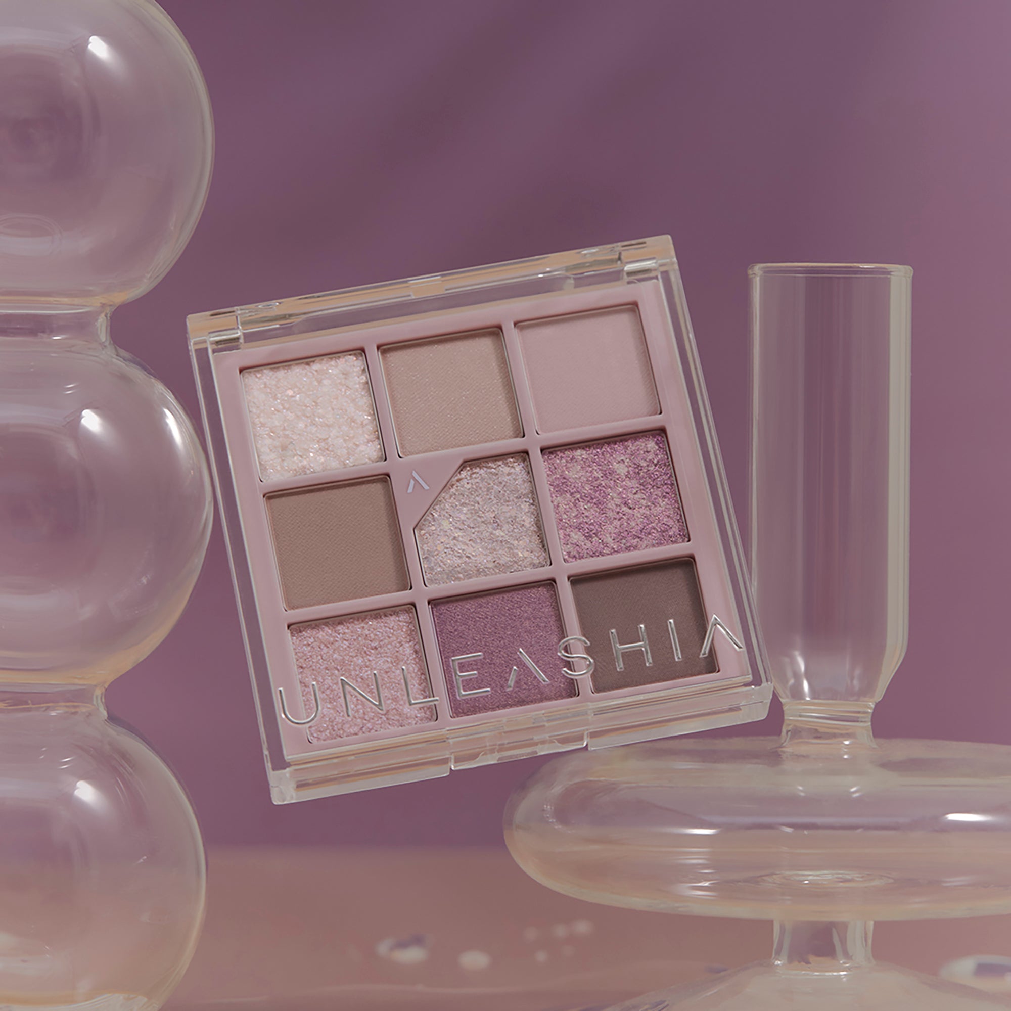 UNLEASHIA GLITTERPEDIA Vegane Lidschattenpalette Nr. 4 All of Lavender Fog 6,2 g #4