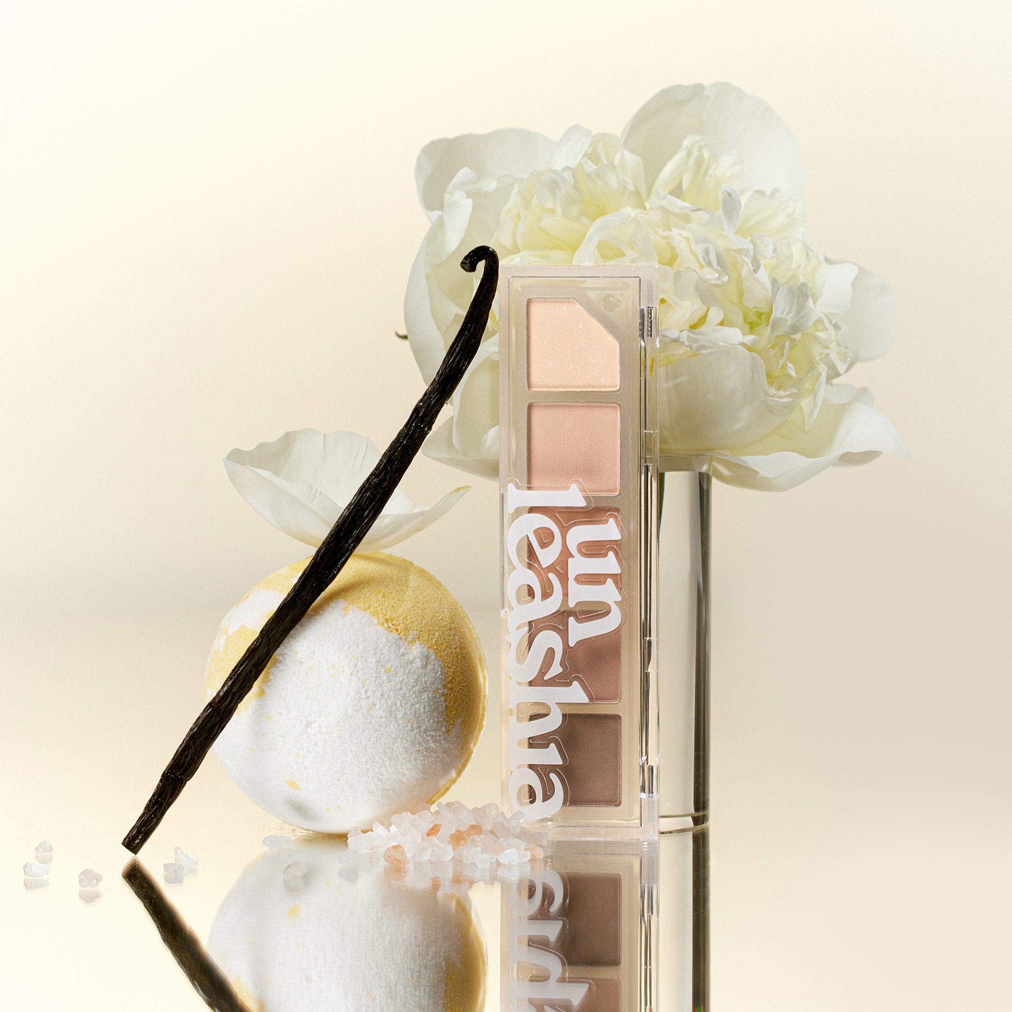 UNLEASHIA MOOD SHOWER Lidschatten- und Highlighter-Palette Nr. 1 Vanilla Shower 4 g #4